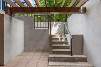 6528 Marine Drive